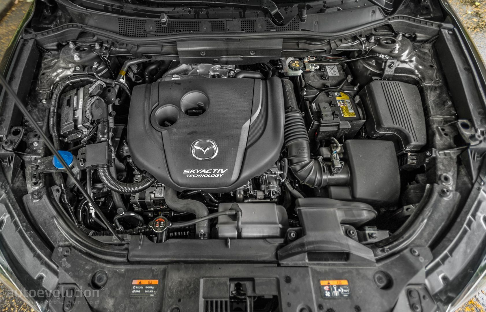 Двигатель мазда сх5 2.5. Mazda CX-5 2.2 Diesel мотор. CX-5 мотор. Двигатель Мазда СХ-5 2.0.