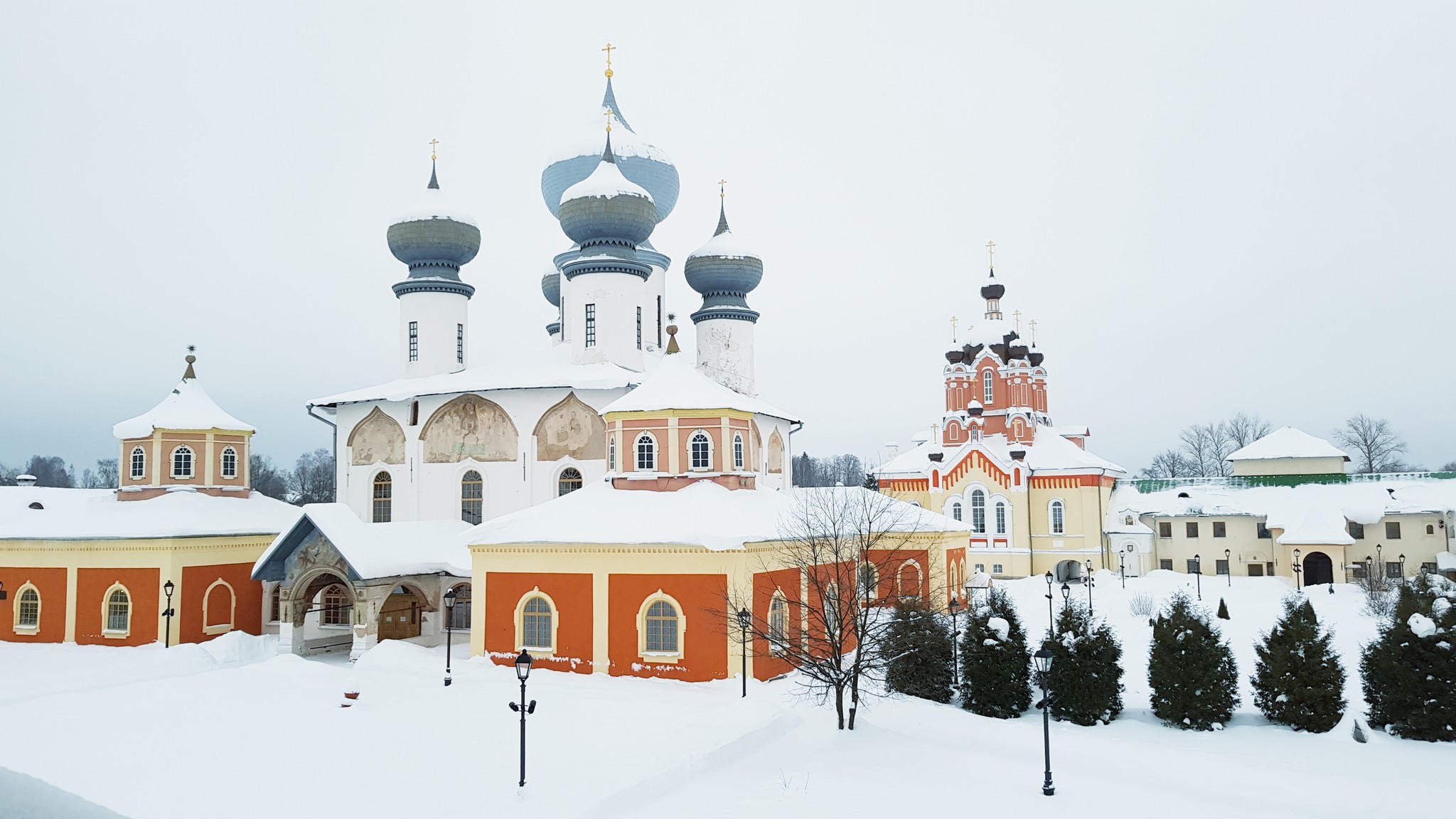 Тихвин Церковь зимой